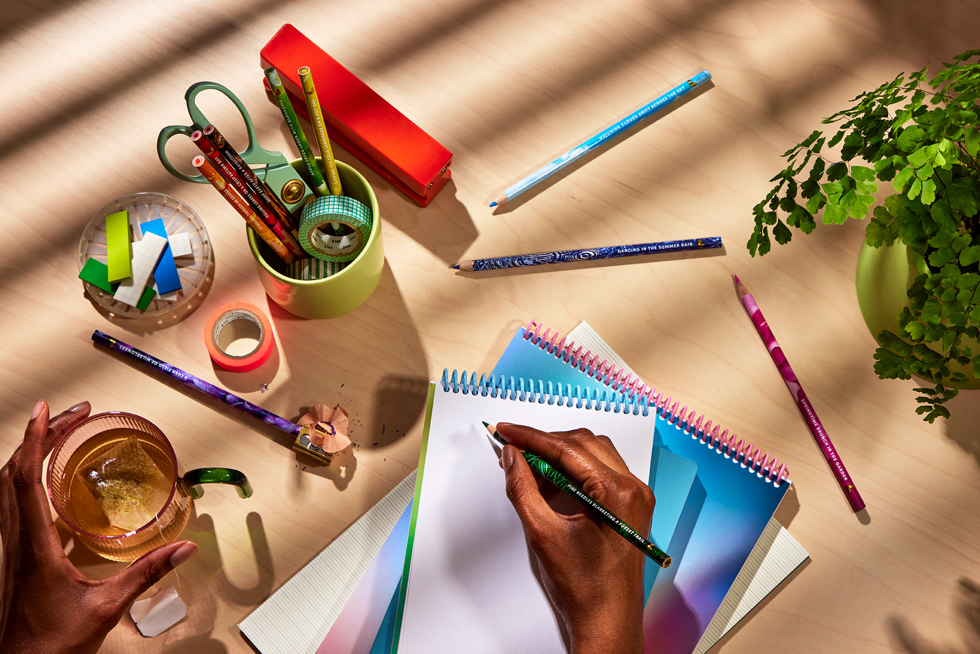 LL_ScentedPencils_Shot_03_060